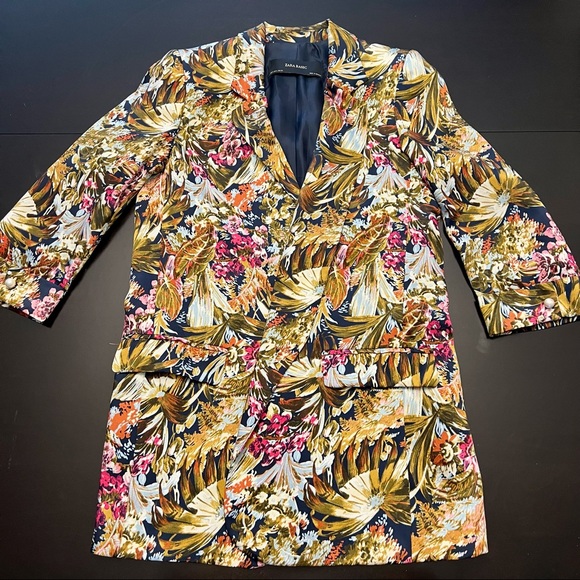 Zara 3/4 sleeved floral blazer - Picture 5 of 14